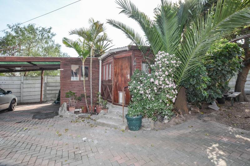 6 Bedroom Property for Sale in Parow North Western Cape